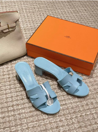 ua H**mes oasis sandal