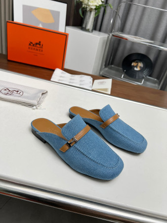 ua H**mes iena mule