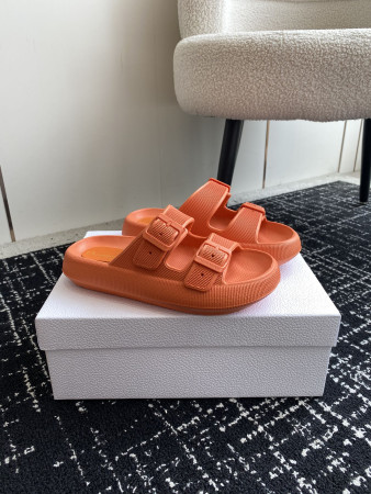 ua D*or slide