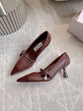 ua Ji*y Ch* aren pumps 6.5cm