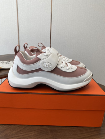 ua H**mes loop sneaker