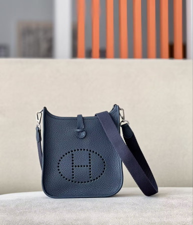 H**mes evelyne bag 16cm