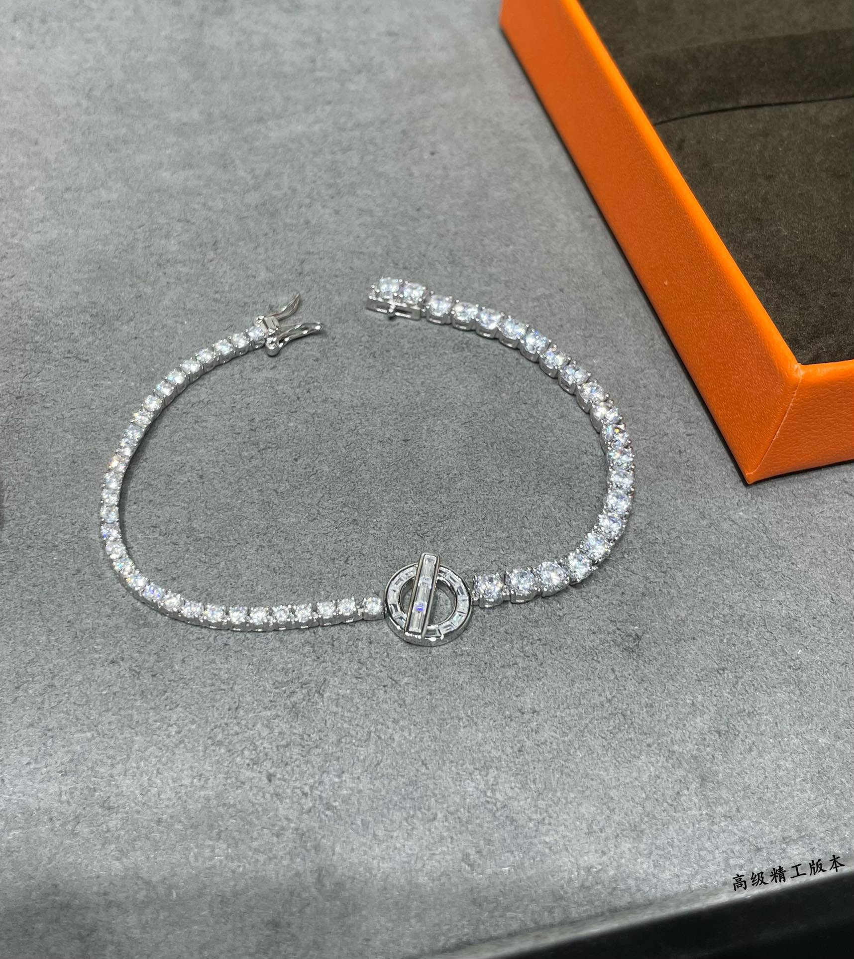 h**mes ot square Di*m*nd bracelet