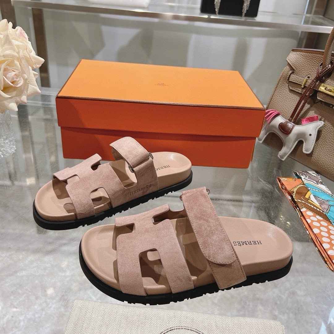 ua H**mes chypre sandal