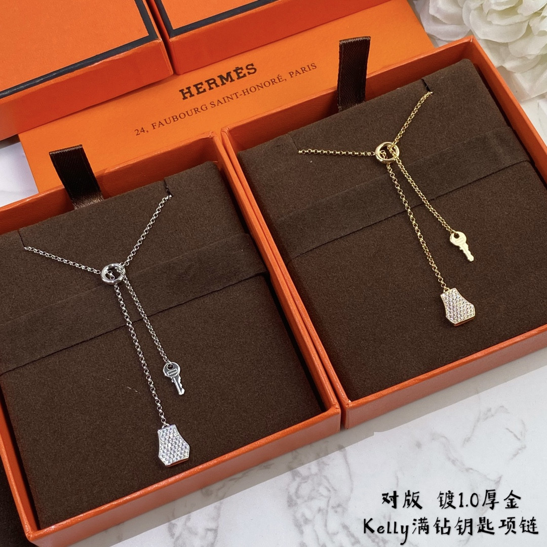 H**mes lock and key necklace