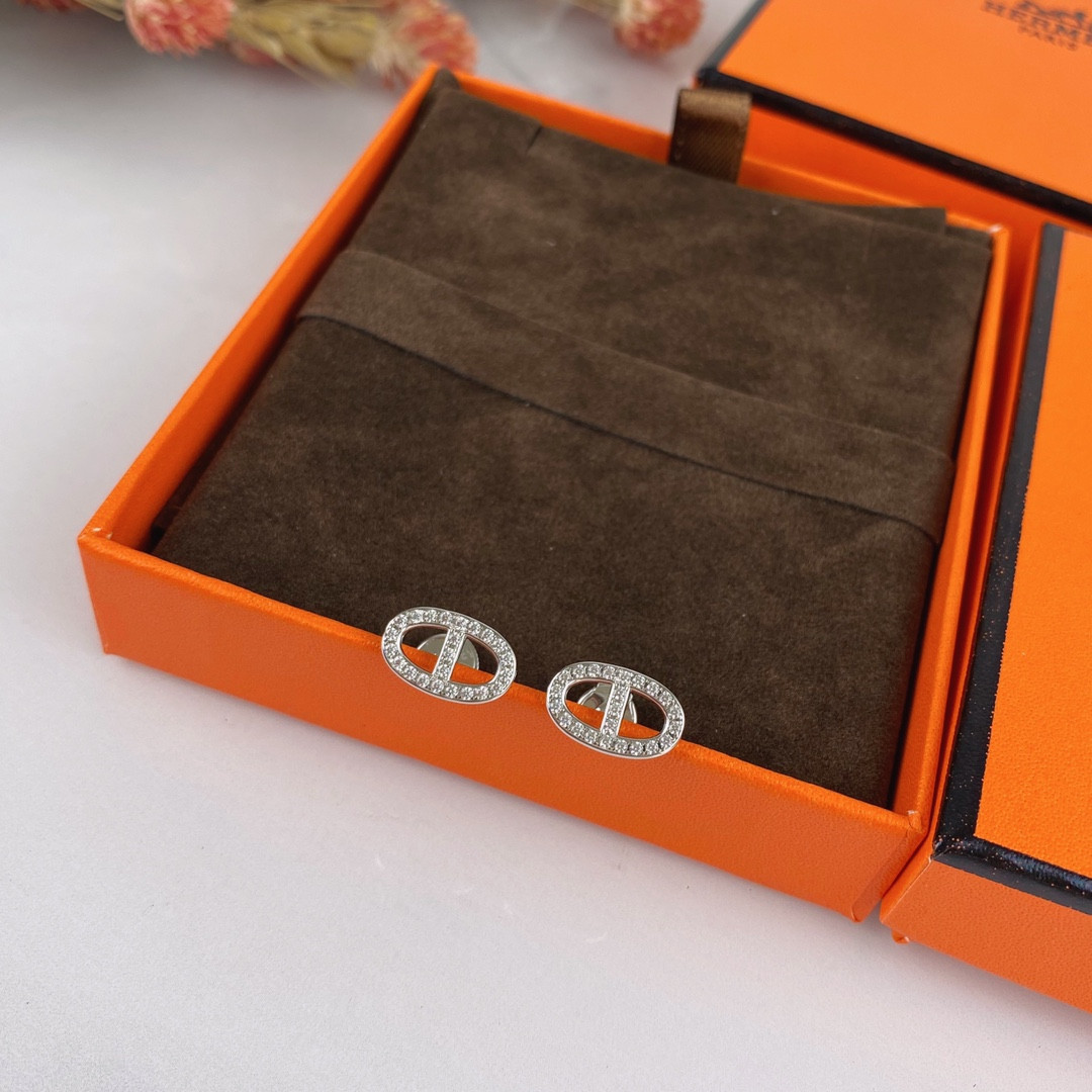 H**mes fully di*m*nd-encrusted  h stud earrings