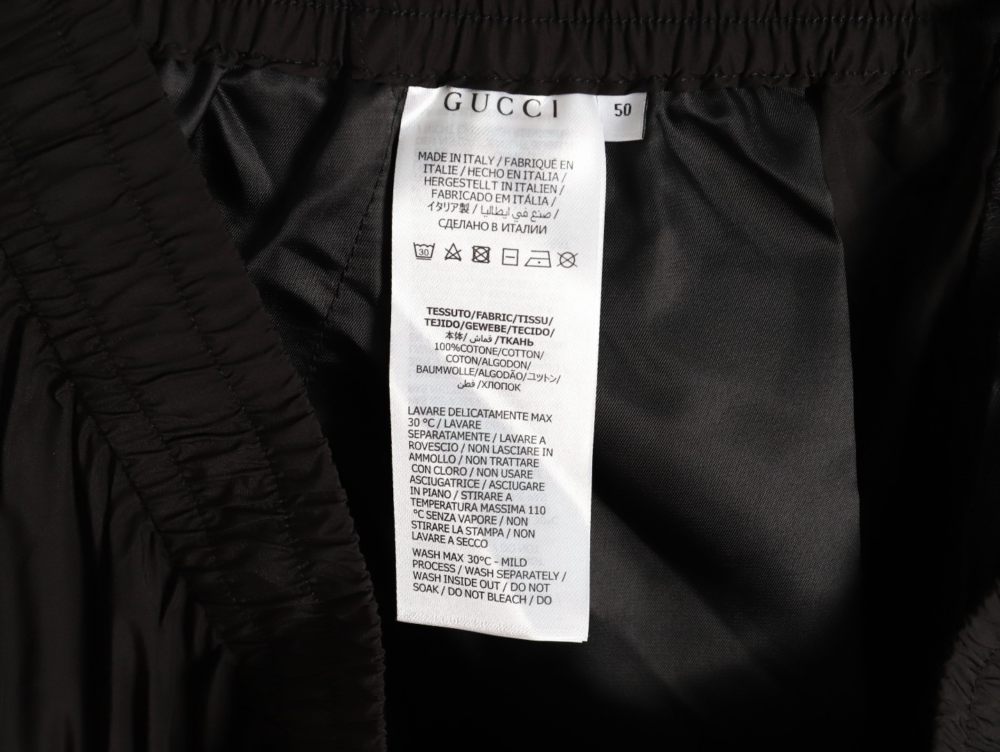 G*u*i 25ss shorts