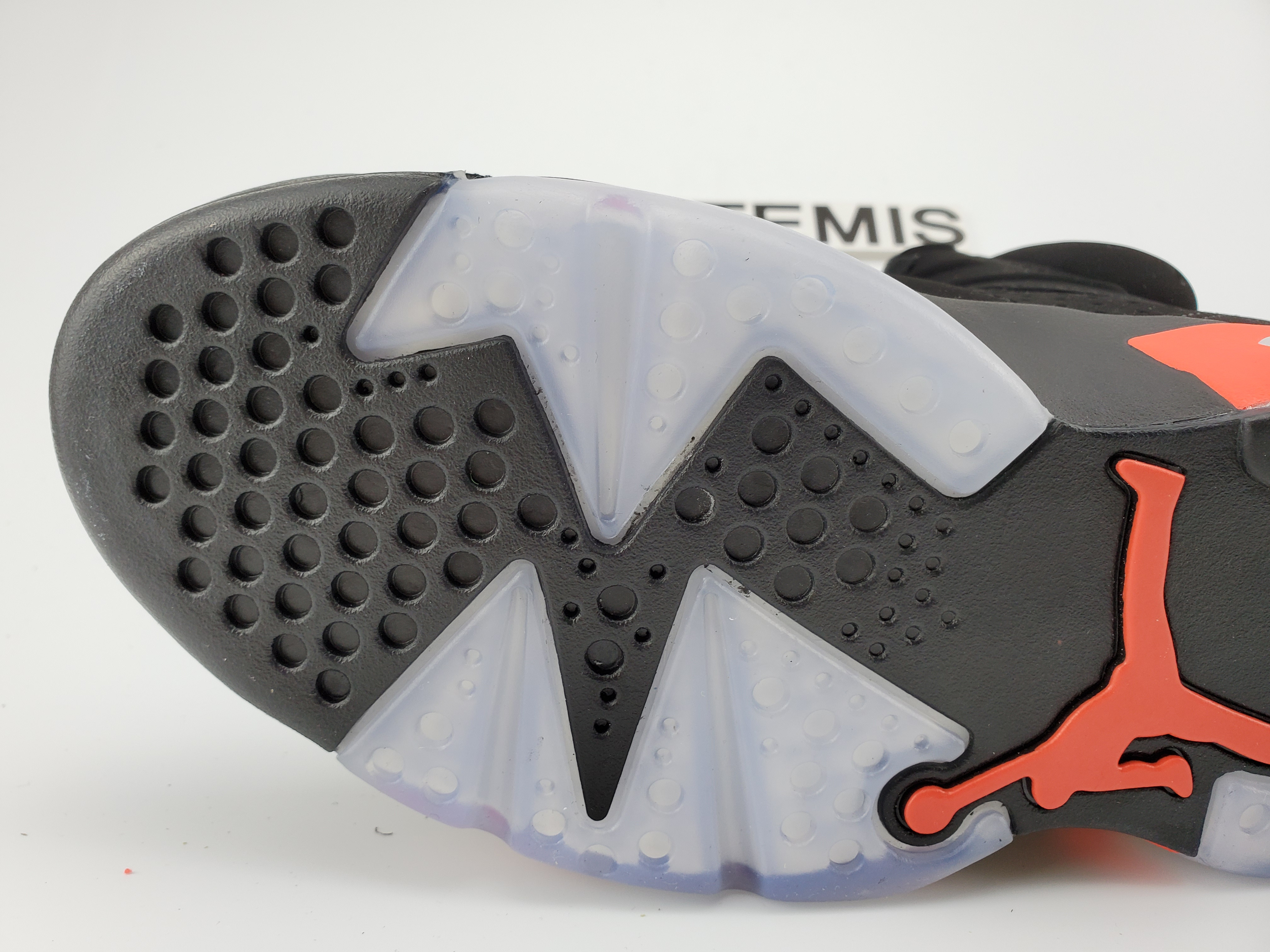 Jordan 6 Retro Black Infrared (2019)