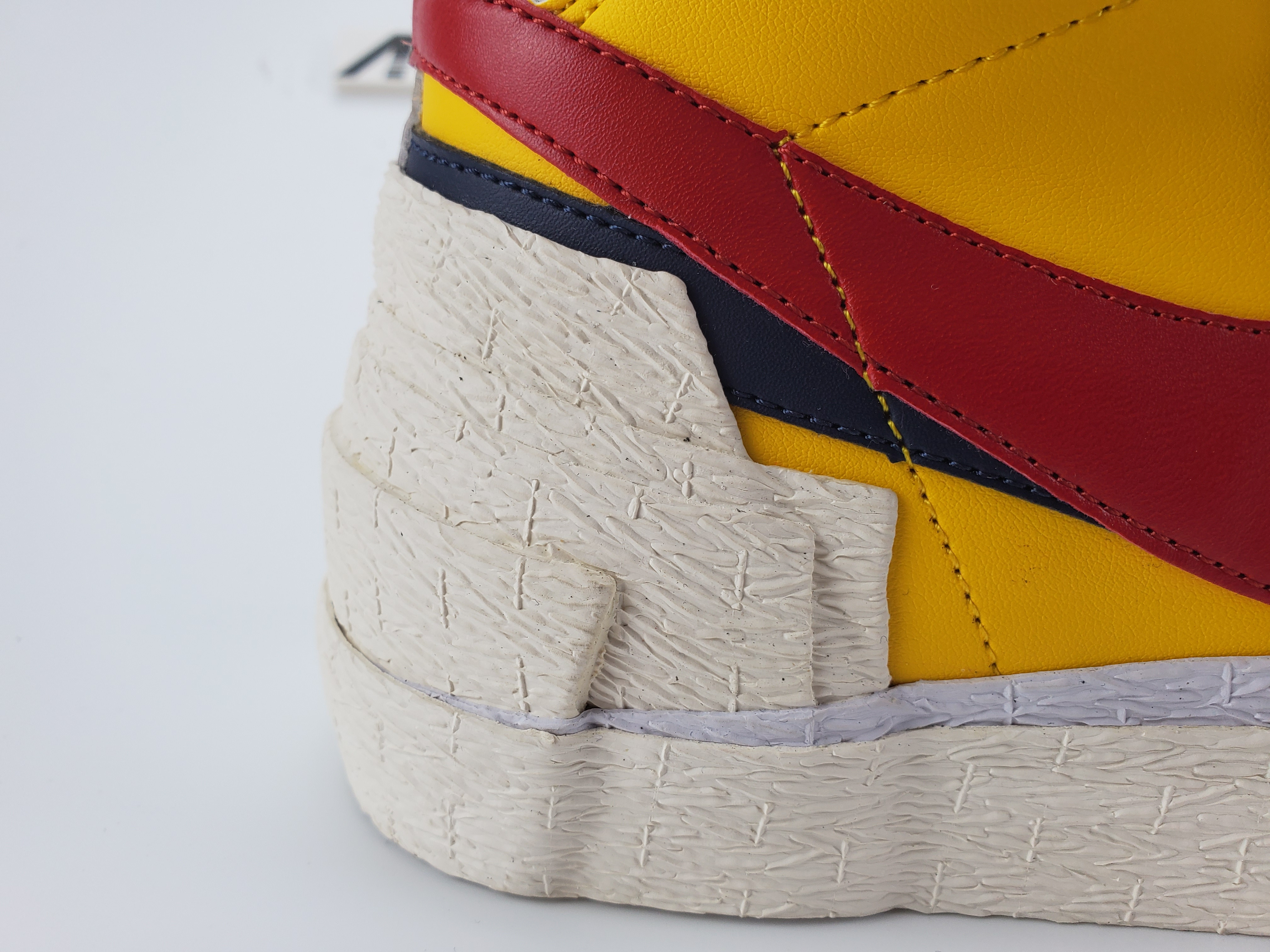 Nike Blazer High sacai Snow Beach