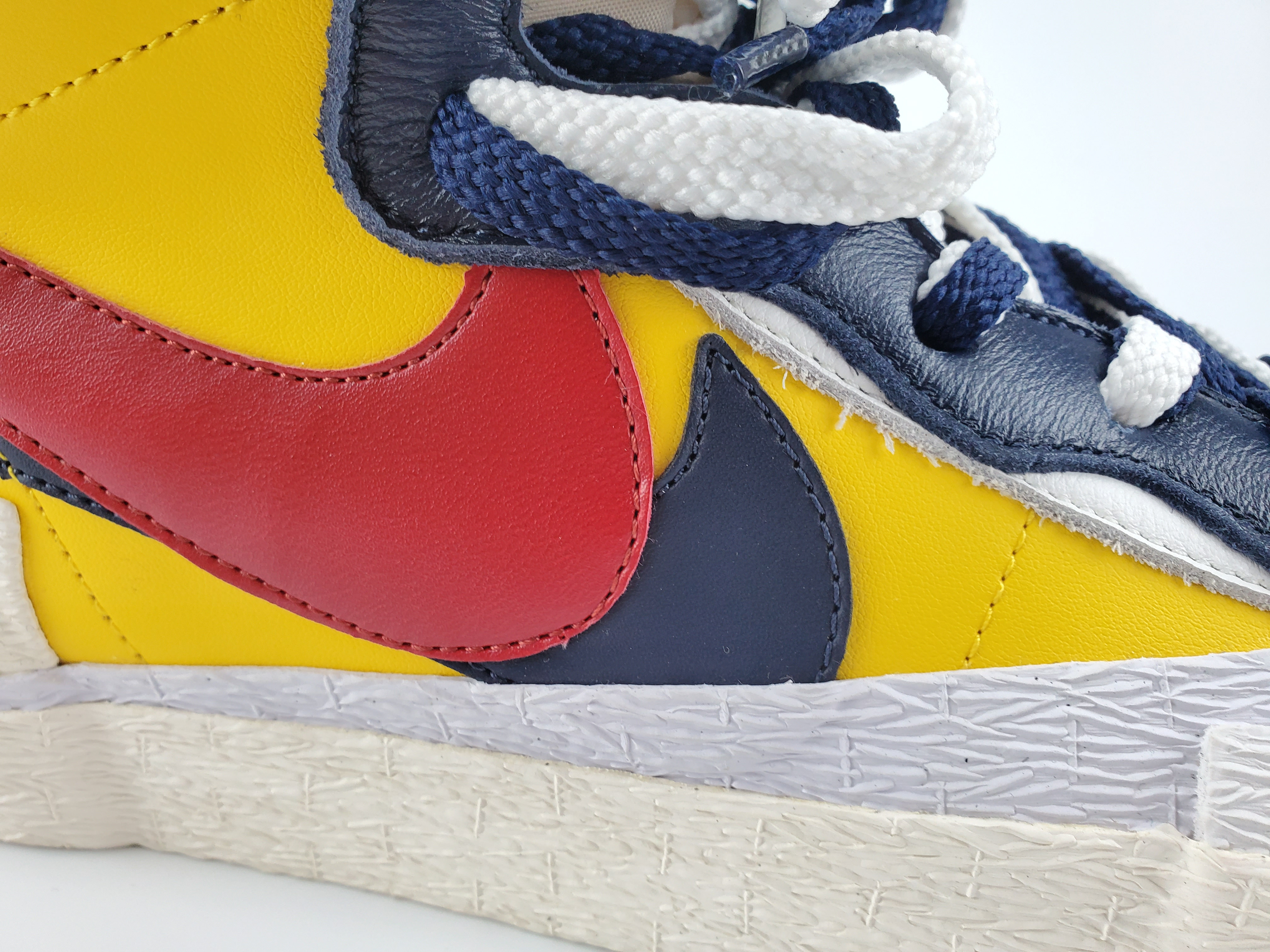 Nike Blazer High sacai Snow Beach