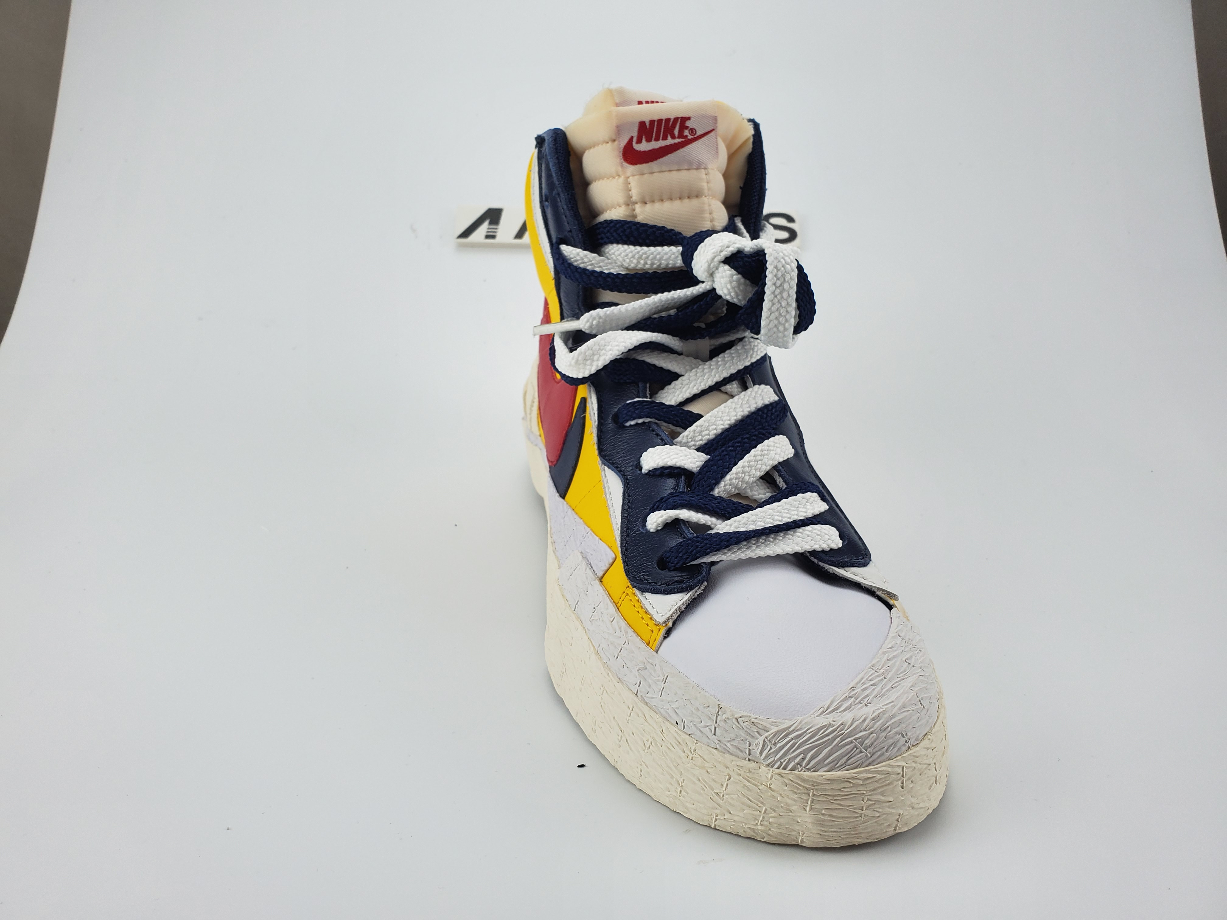 Nike Blazer High sacai Snow Beach