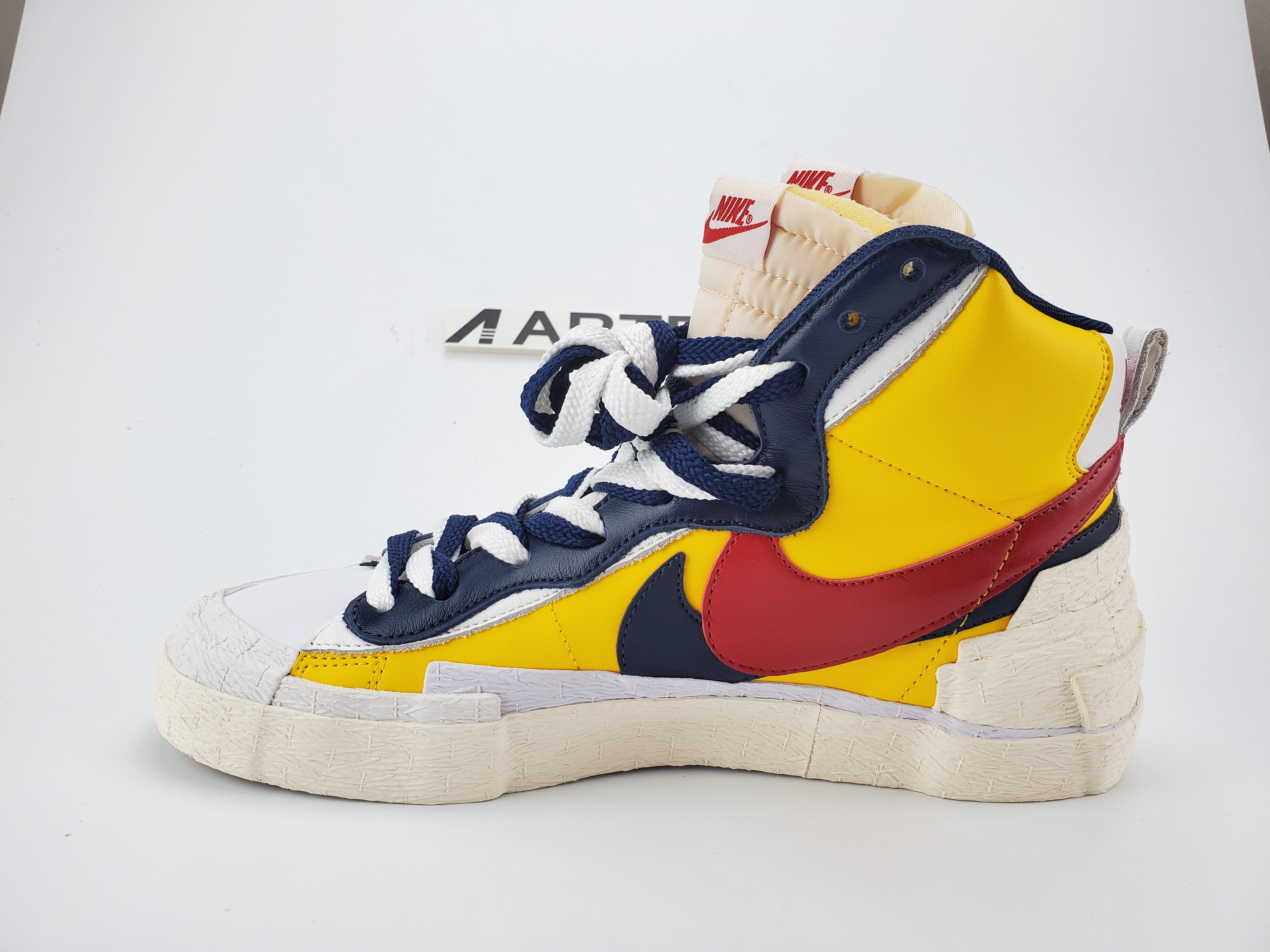 Nike Blazer High sacai Snow Beach