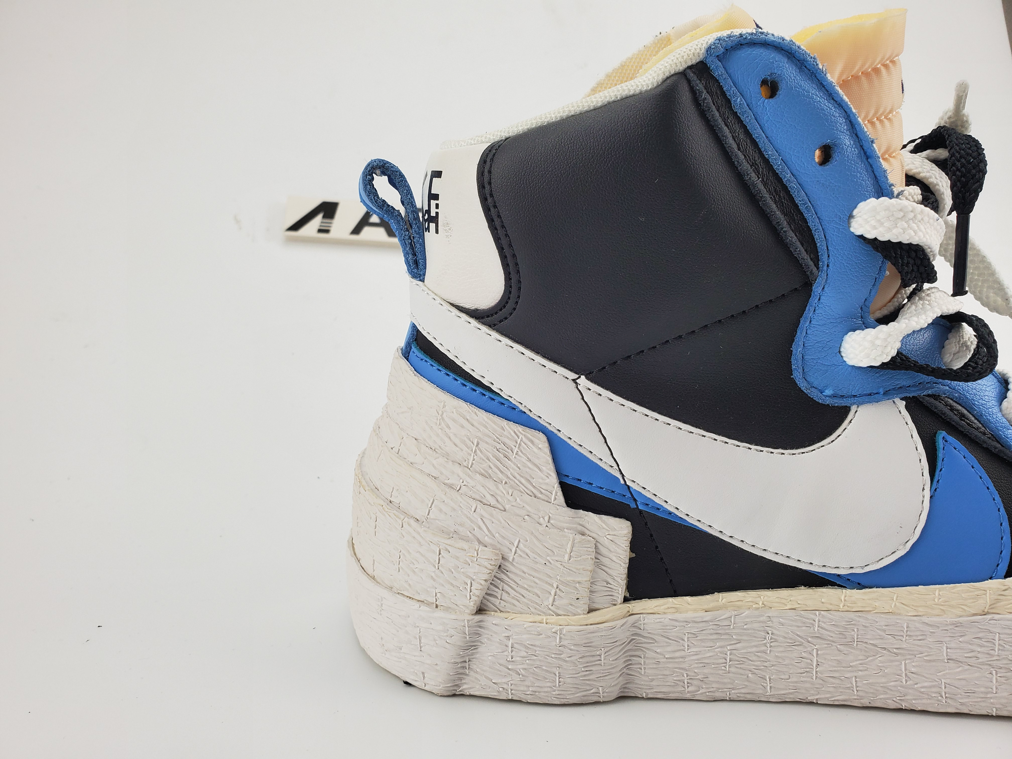 Nike Blazer High sacai White Black Legend Blue