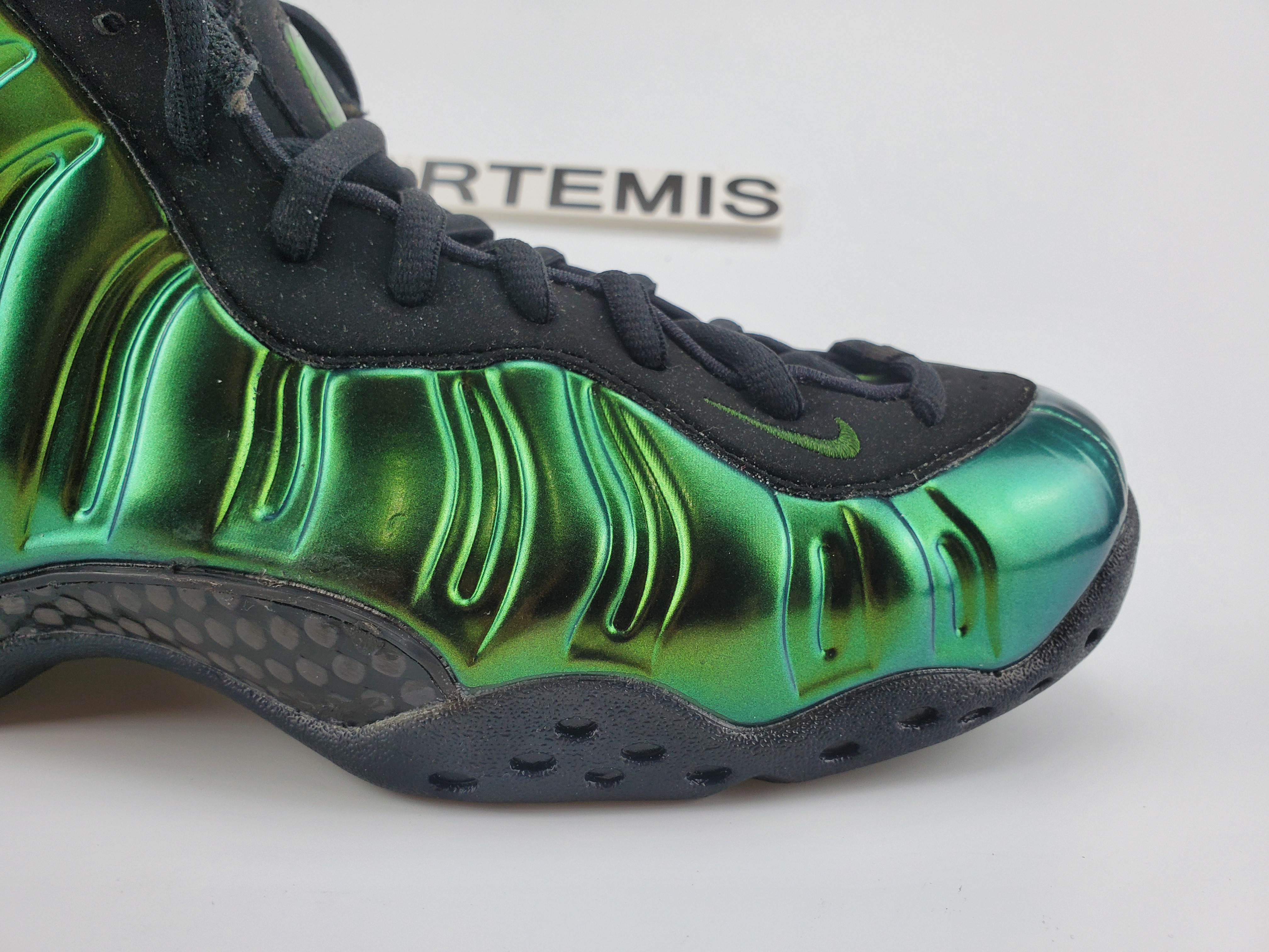 Nike Air Foamposite One "Metallic Green"