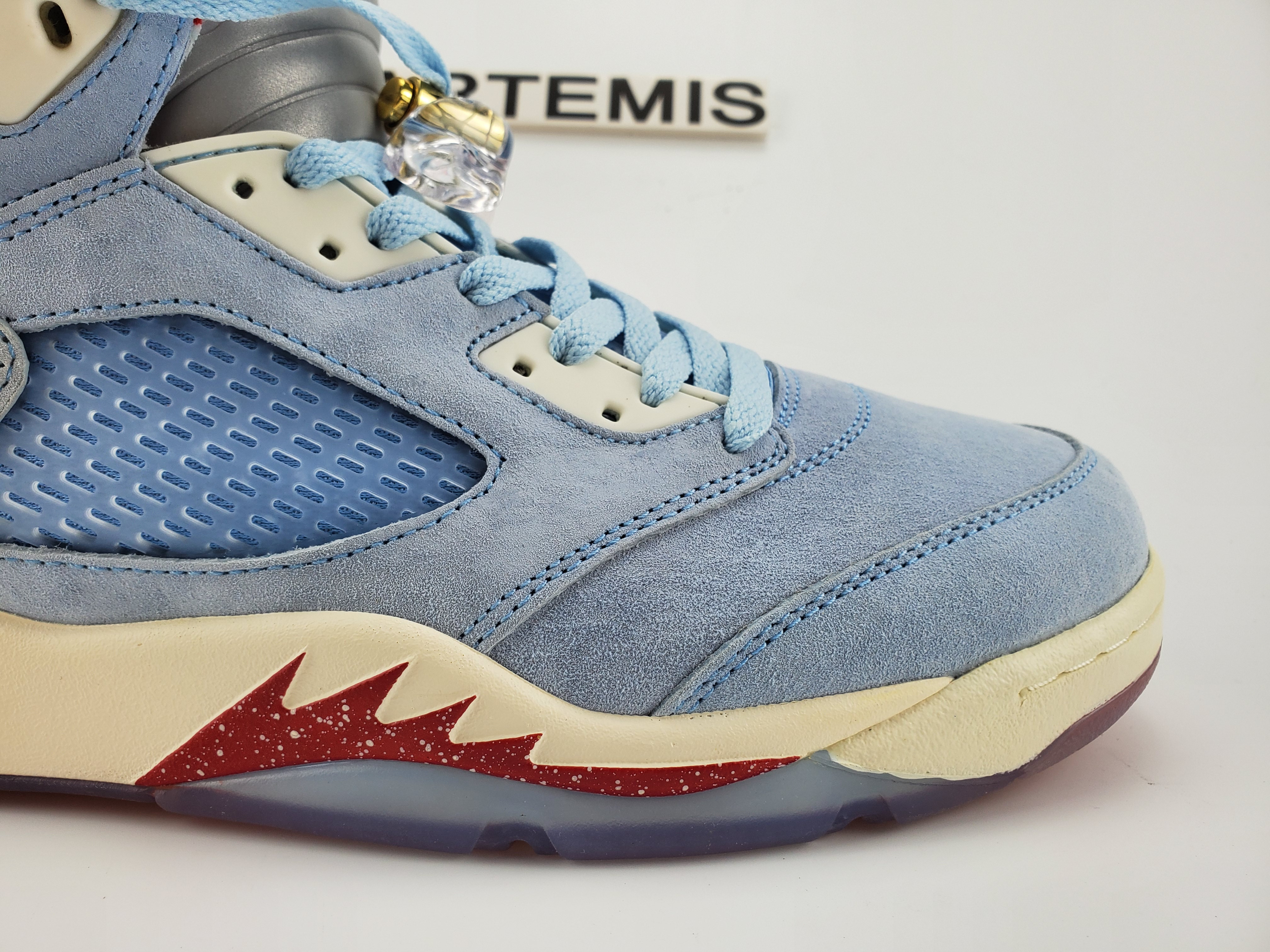 Jordan 5 Retro Trophy Room Ice Blue