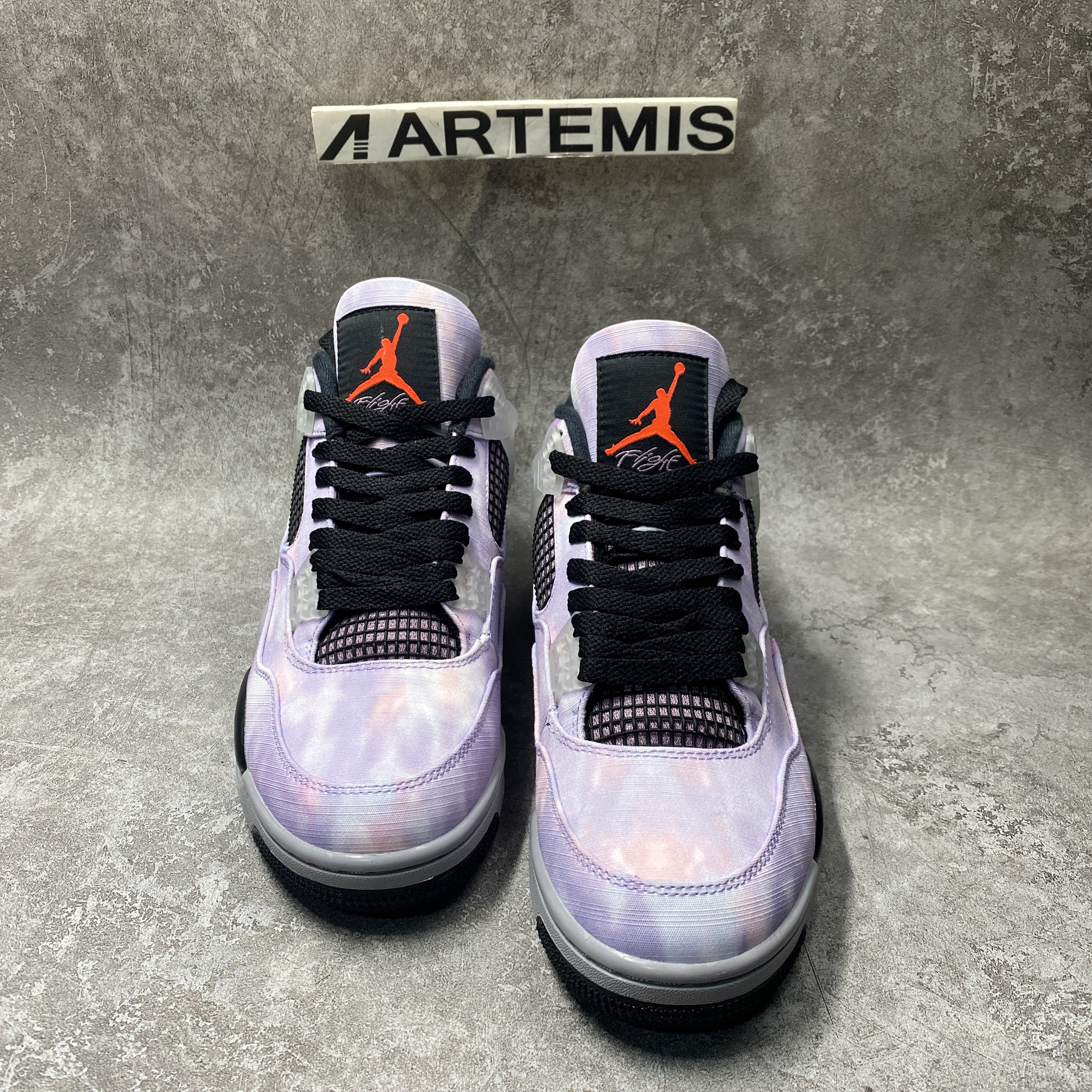Air Jordan 4 Retro