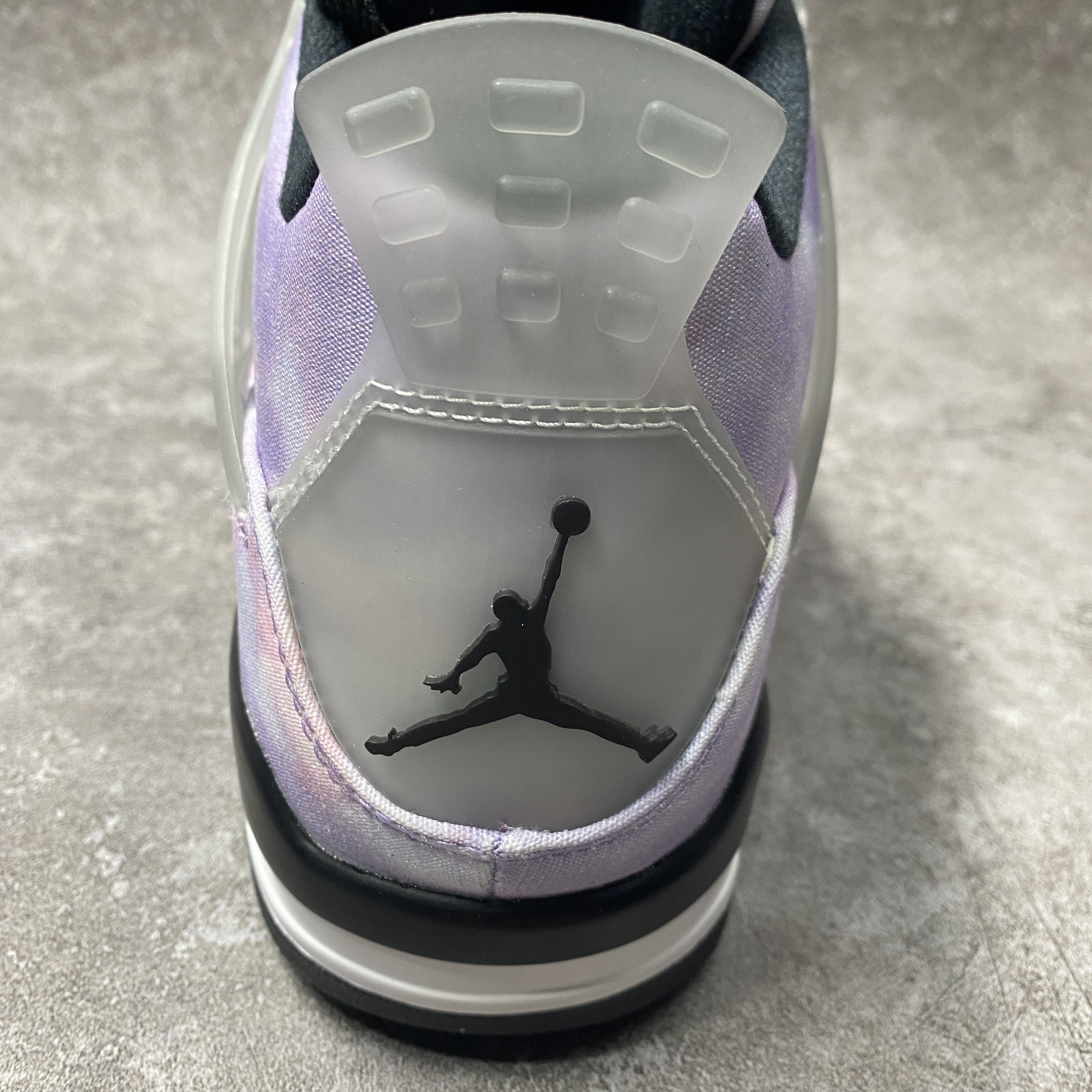 Air Jordan 4 Retro