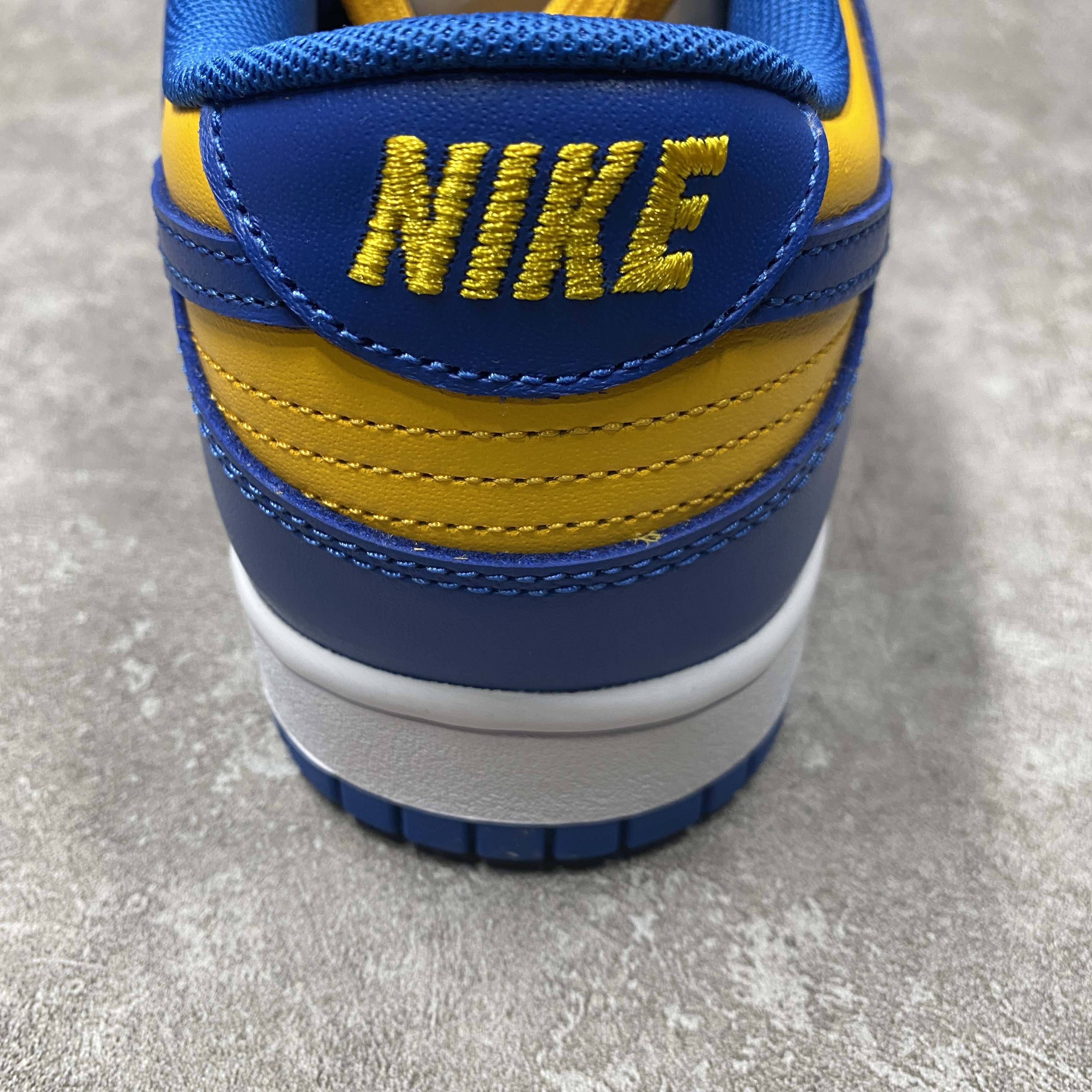 Nike Dunk Low UCLA