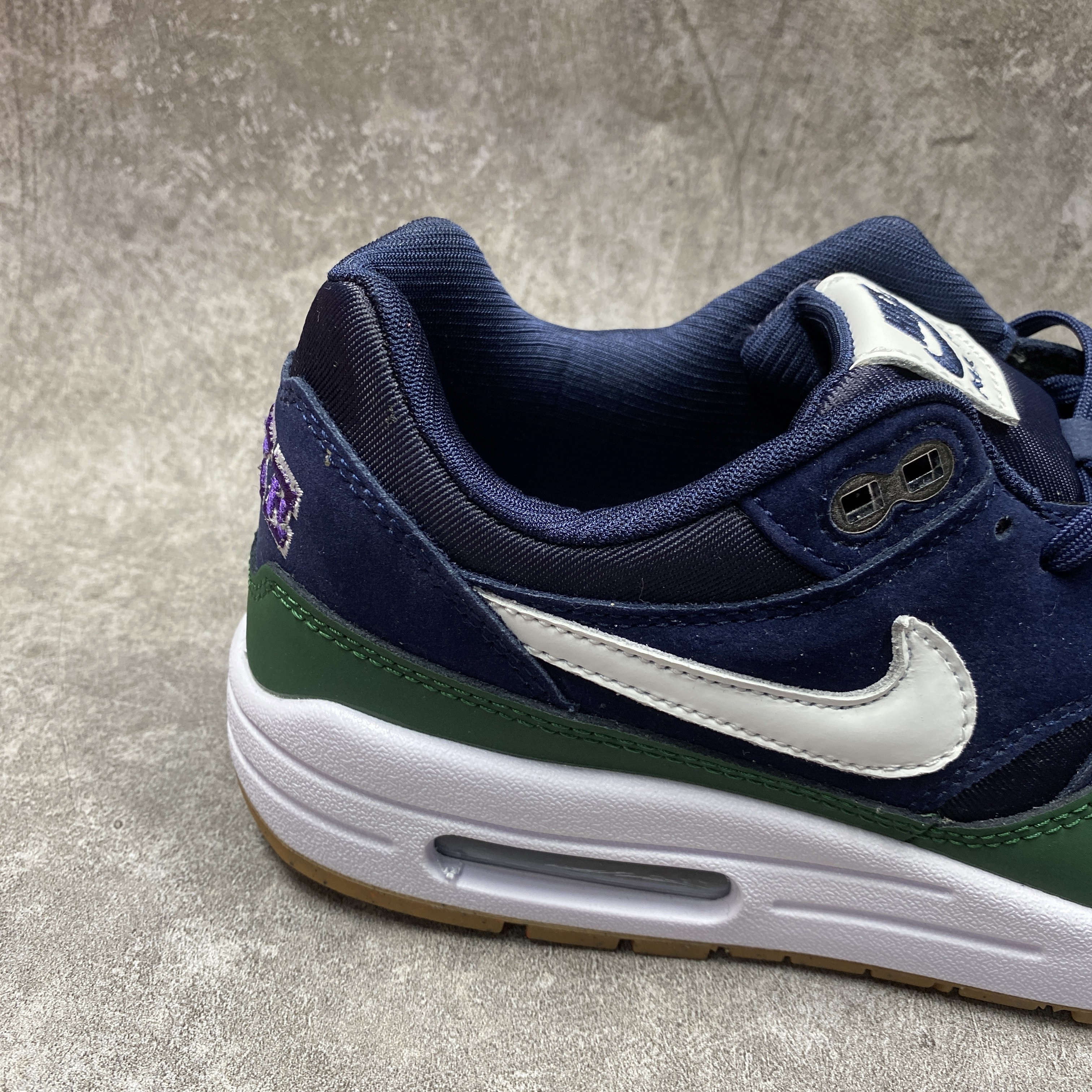 Nike Air Max 1 Obsidian Sneakers