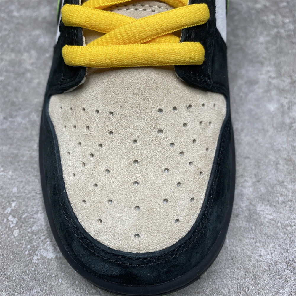 Nike SB Dunk Low