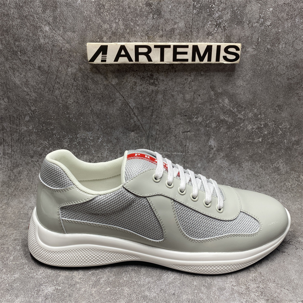 ua Pra*a america's cup white silver