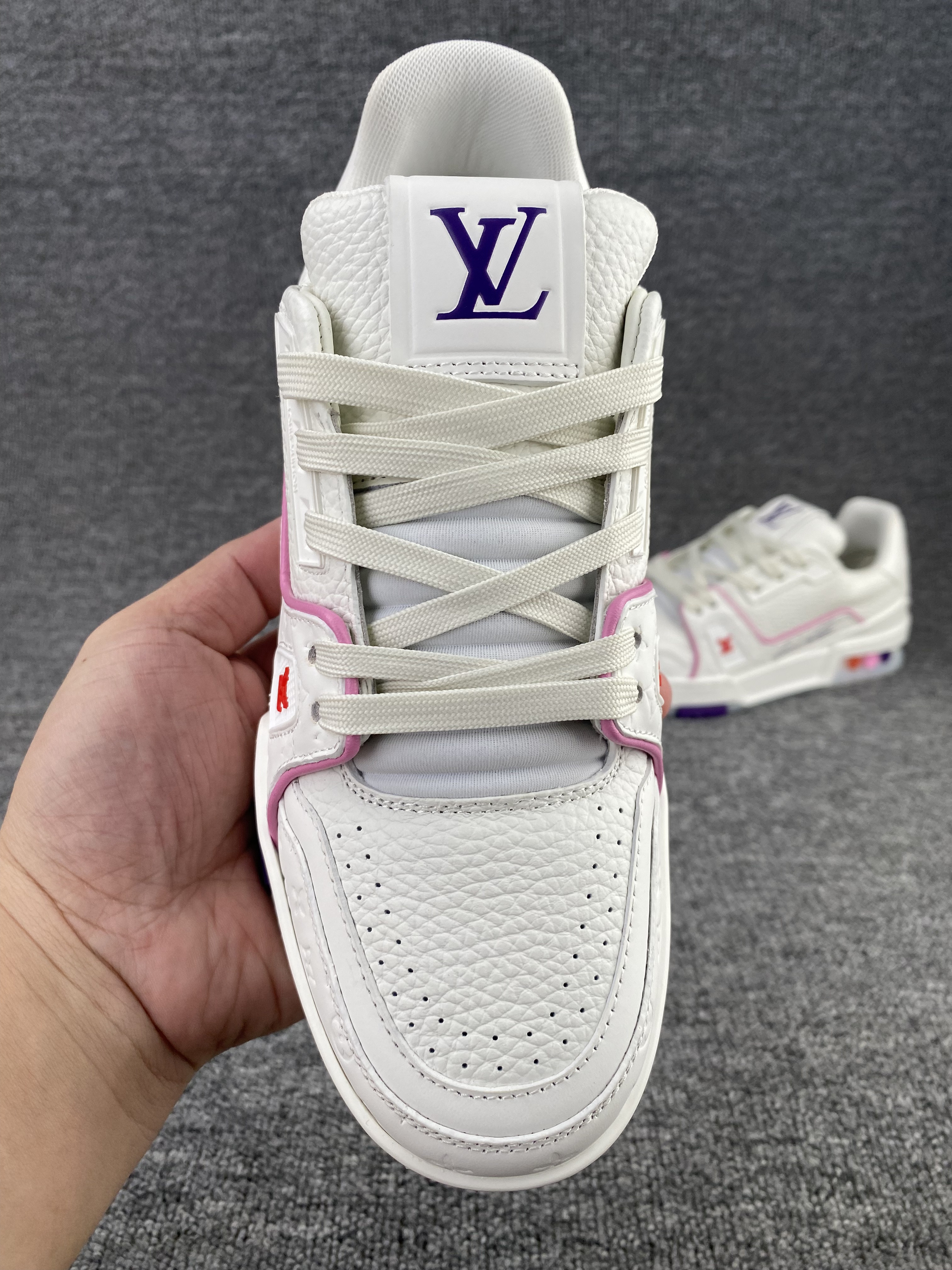 UA LV trainer Sneakers