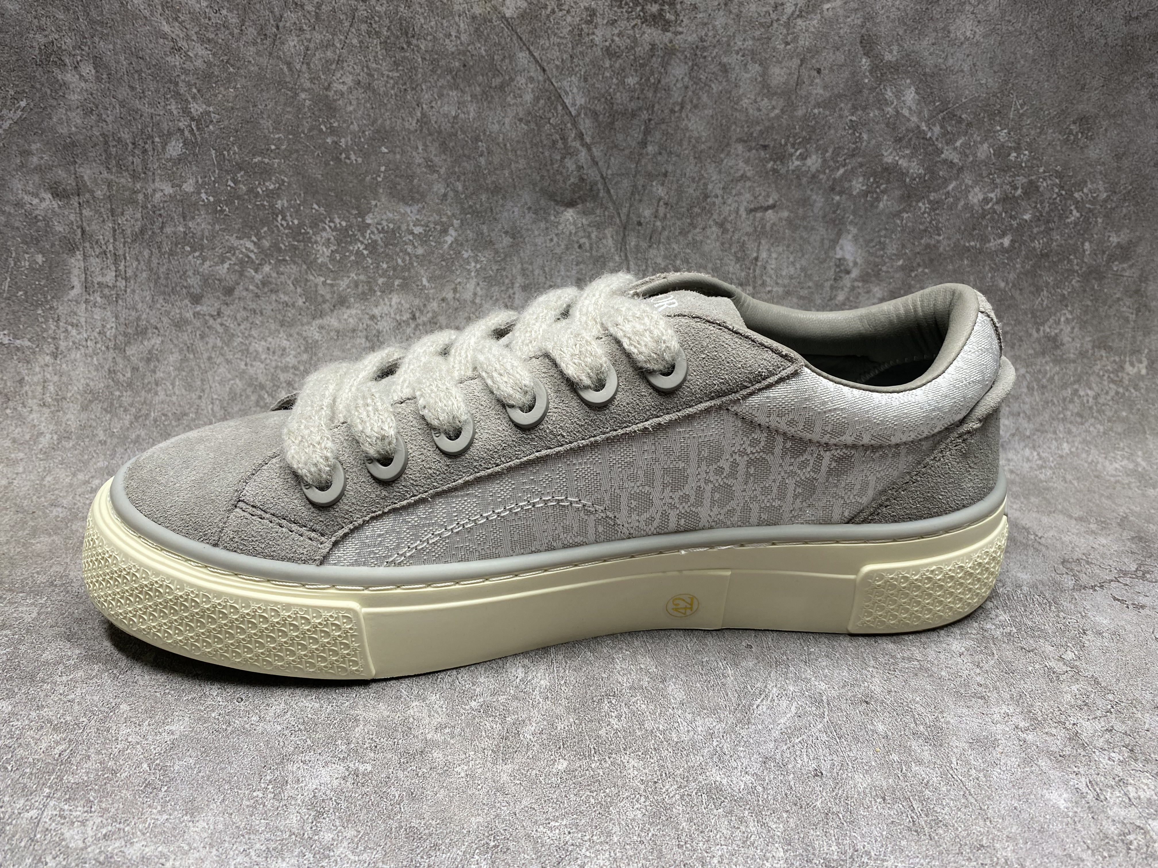 ua D*or b33 sneaker