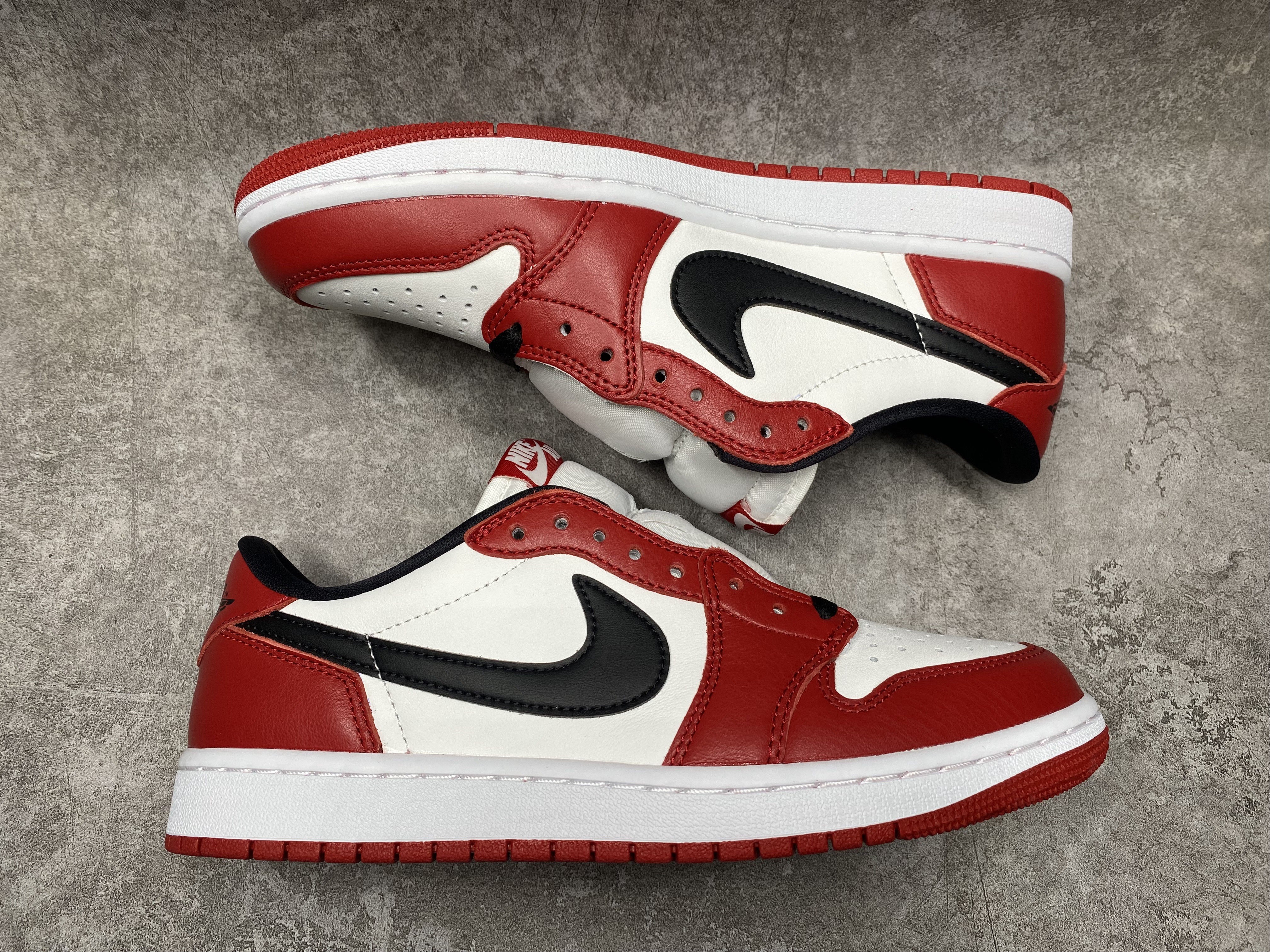 UA Air Jordan 1 Retro Low OG Chicago (2025)