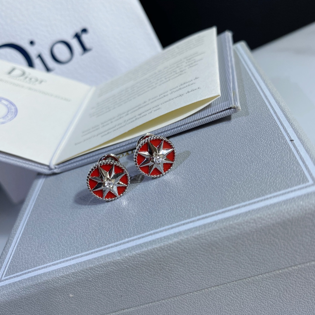 D*or compass stud earrings