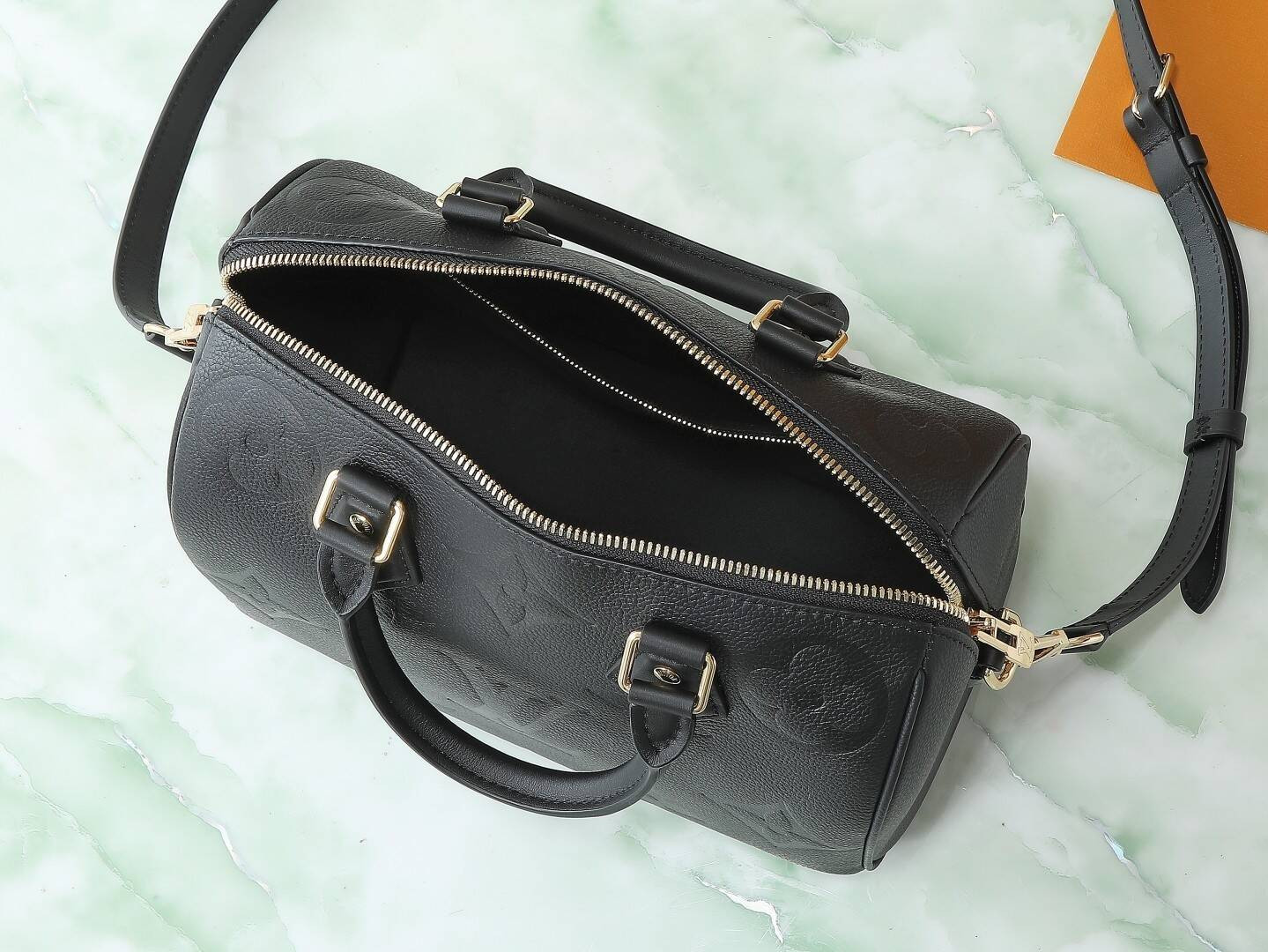 LV Speedy Bandoulière 25 M58951 25x19x15cm