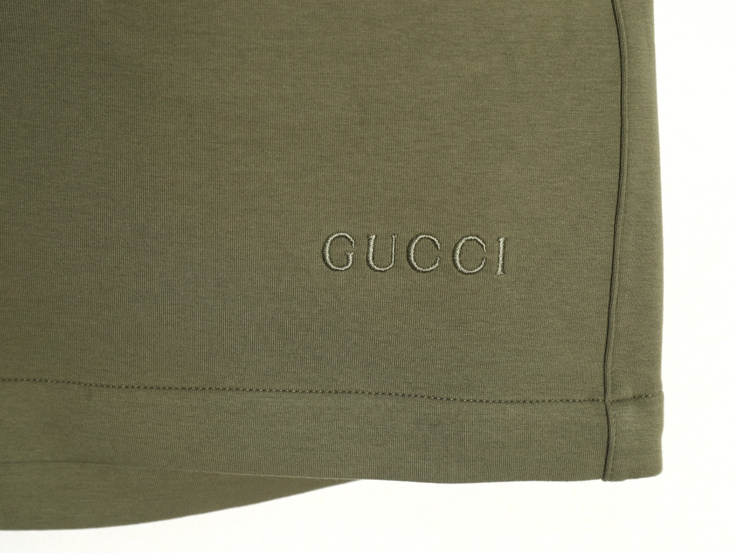 G*u*i guc shorts