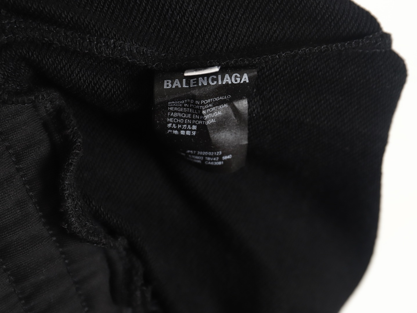 Ba*len*cia*ga shorts