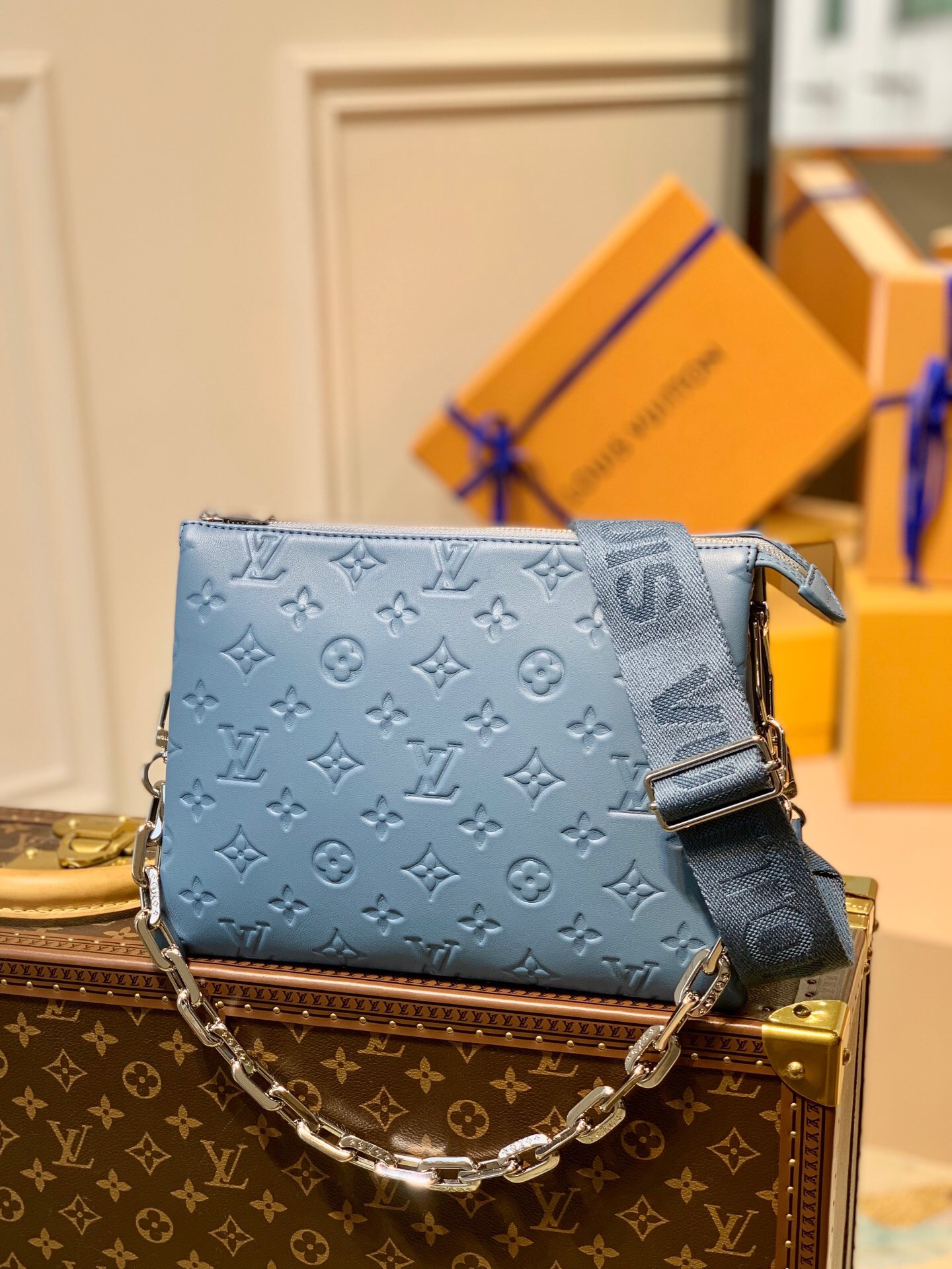 LV COUSSIN PM M58699