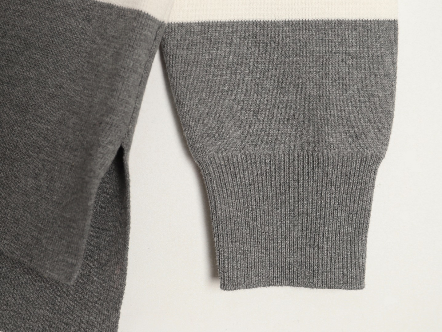Thom Browne Cardigan Sweaters