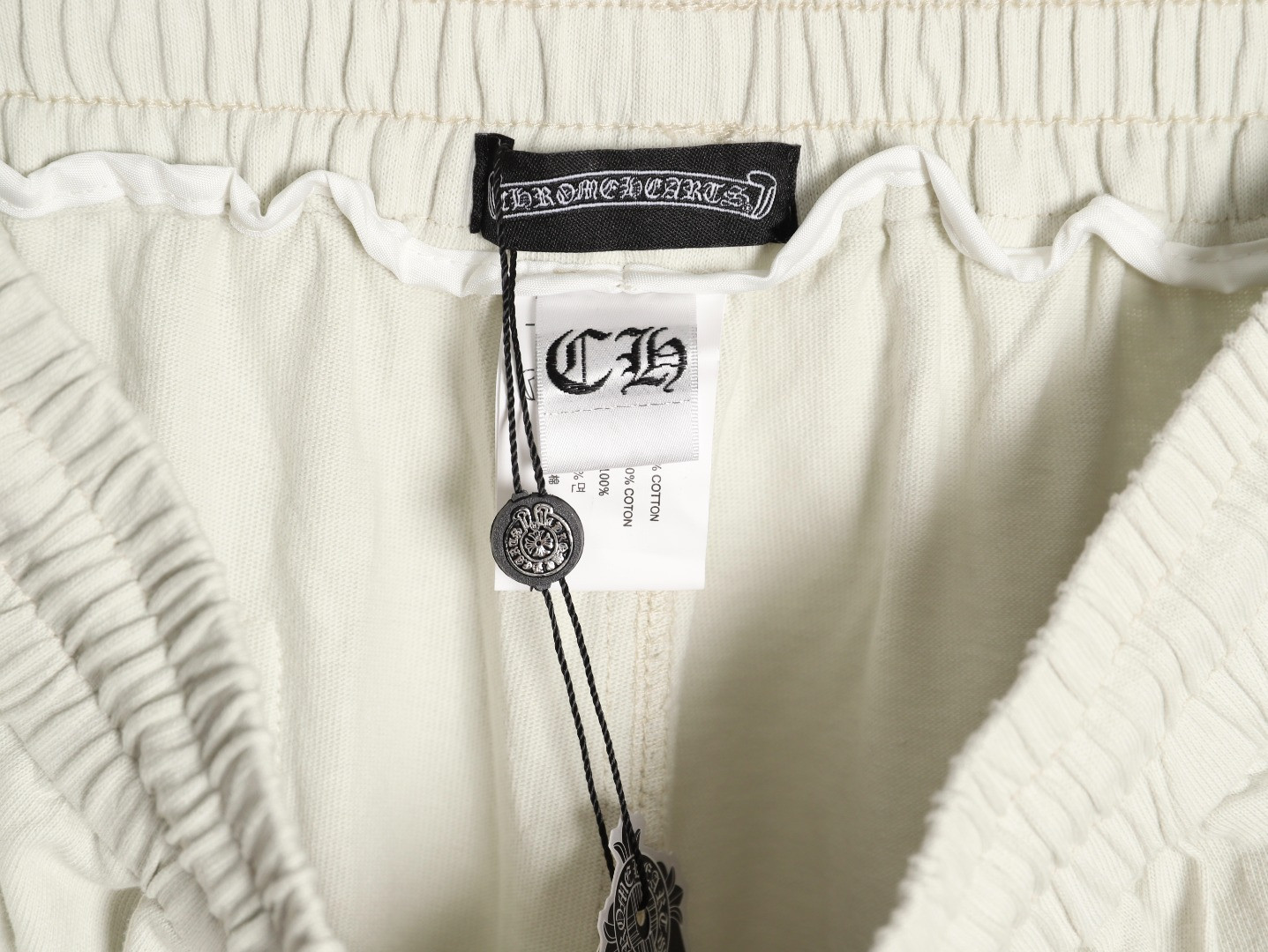 Ch**me He**ts 25ss shorts