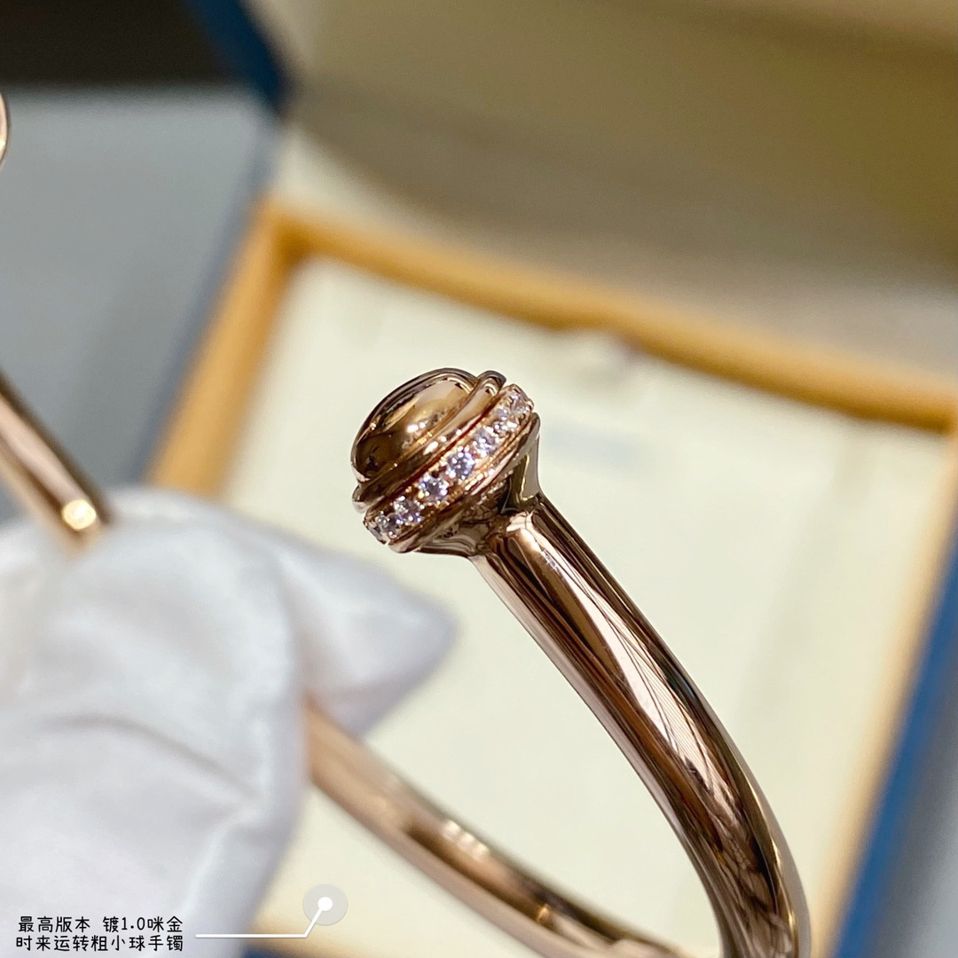 P1aget thick version rotating ball bracelet