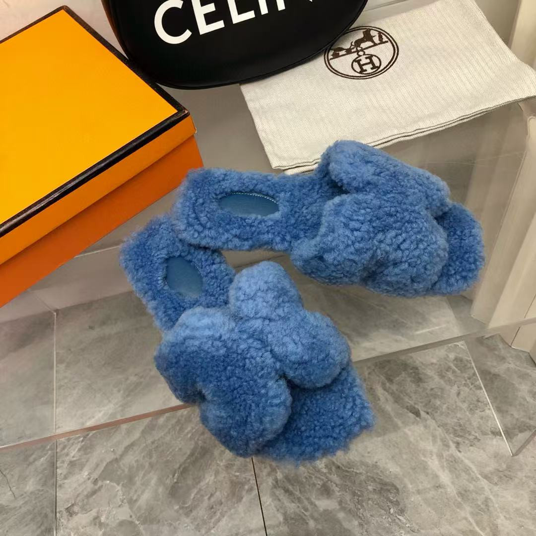 ua H**mes oran sandal