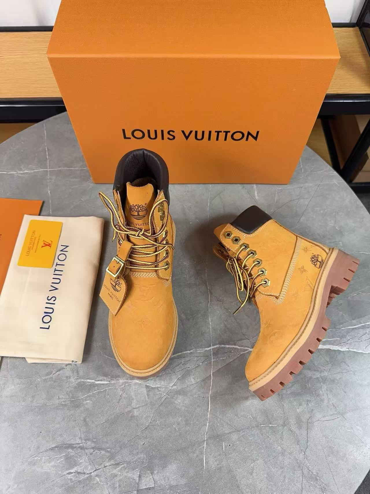 UA LV Boots