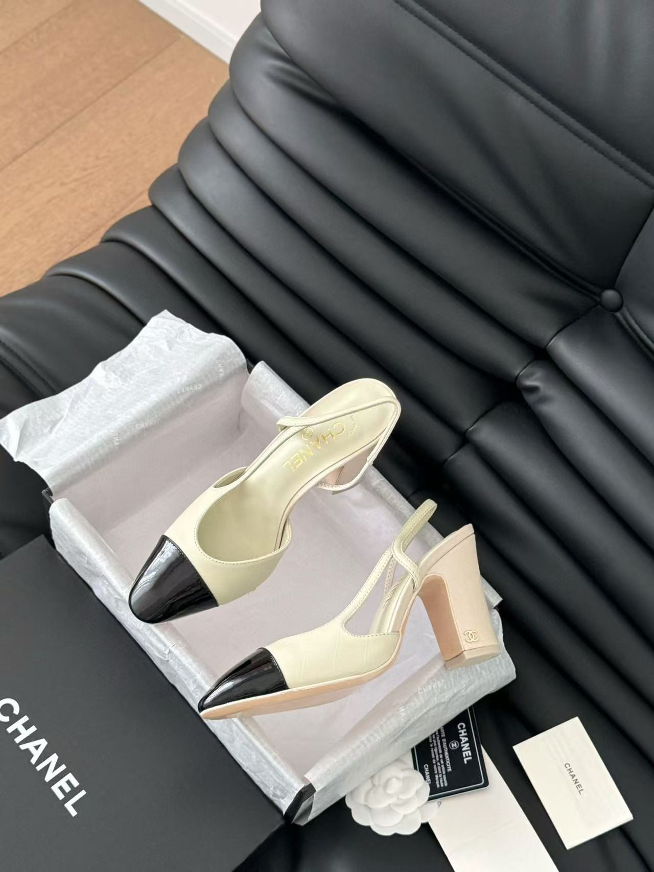 ua Ch*el slingbacks