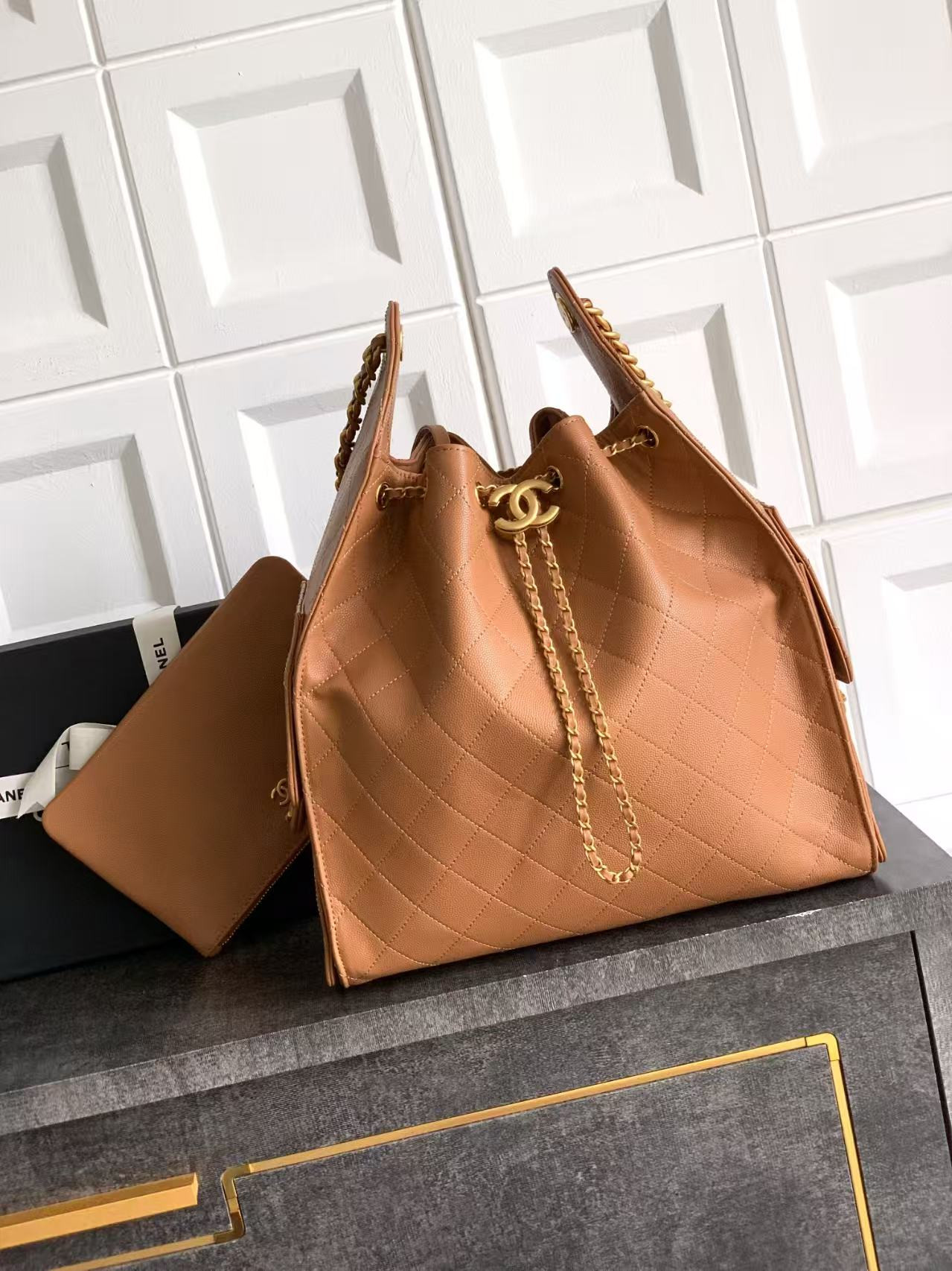 Ch*el 25c bucket bag 40x30x15cm