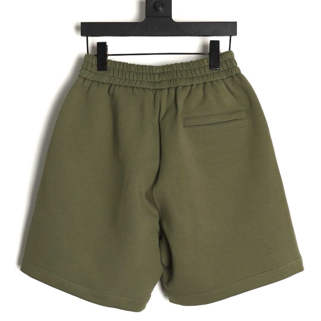 G*u*i guc shorts