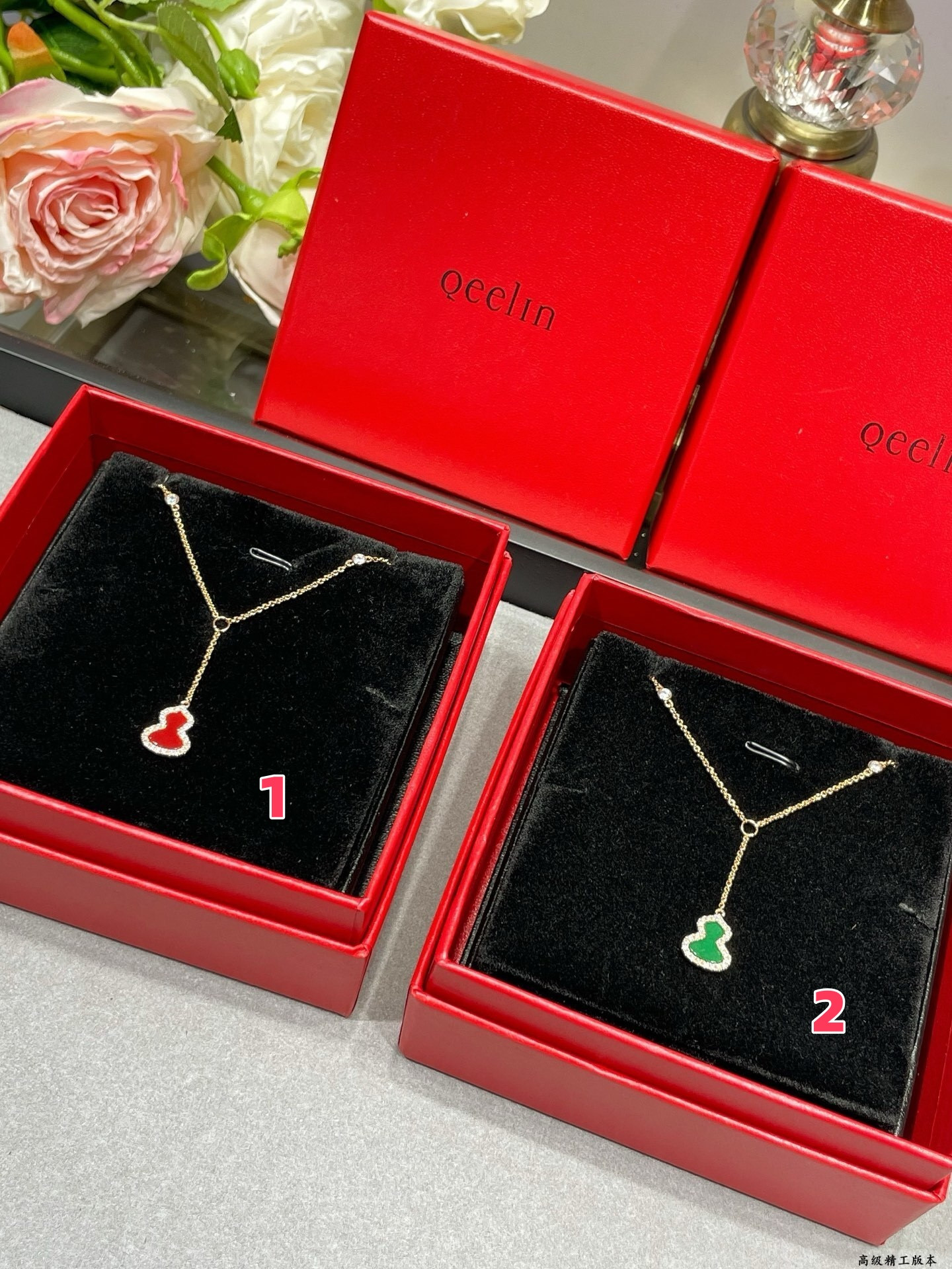 Qee1in mini gourd necklace