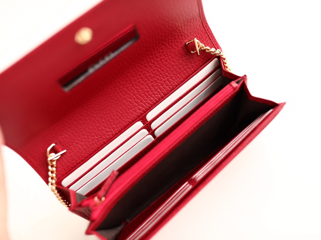 G*u*i gg marmont leather chain wallet