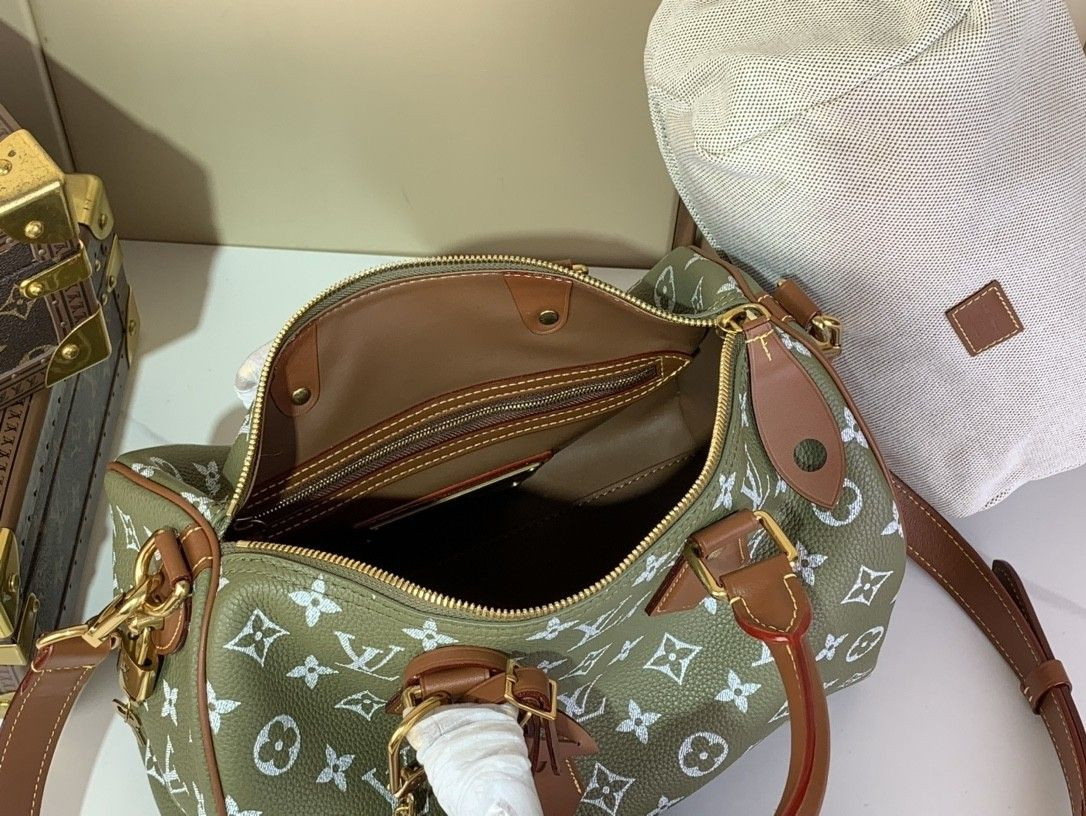 LV Speedy P9 Bandoulière 30 M15241 30x21x17cm