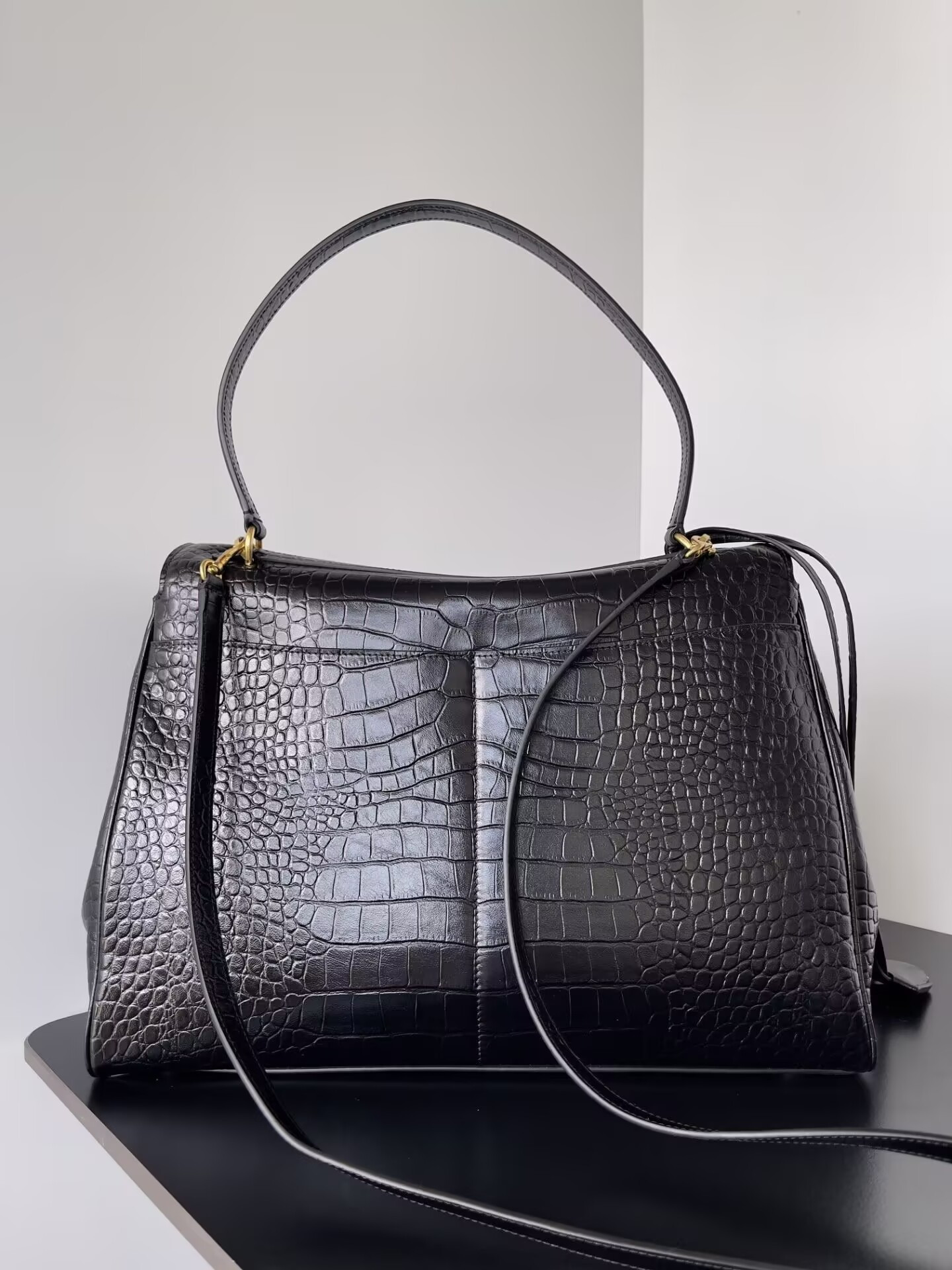 Ba*len*cia*ga rodeo large croc-embossed top-handle bag 39.8x29.9x12.9cm