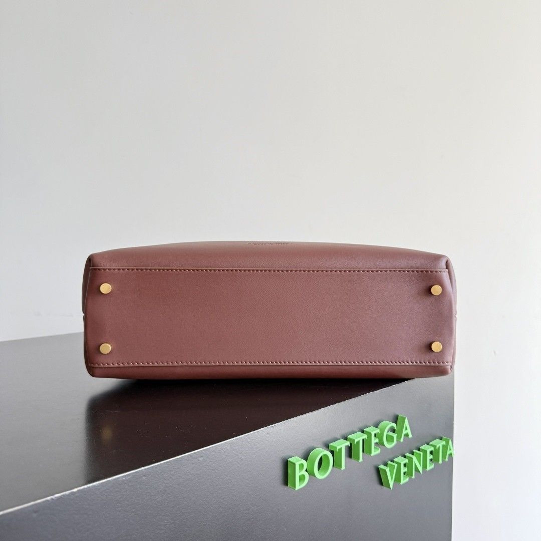 bo*te*ga Ve*ne*ta medium andiamo 32x25x11cm