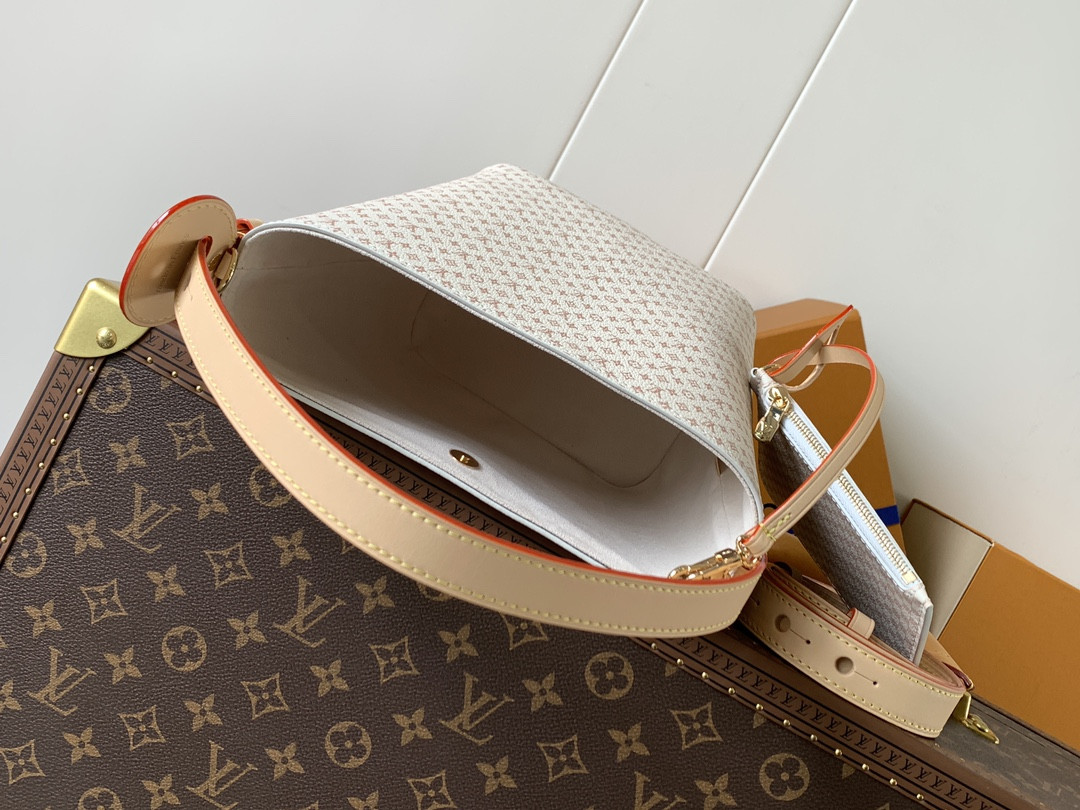 LV All In BB M15130 16x18x12cm