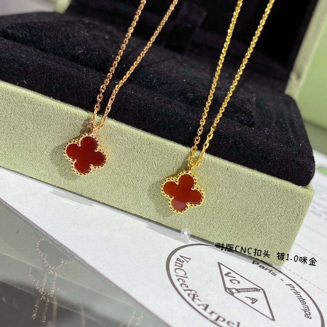 V*N CL*F & arpels mini four-leaf clover necklace diameter approx 1.0cm, chain length approx 40+5cm