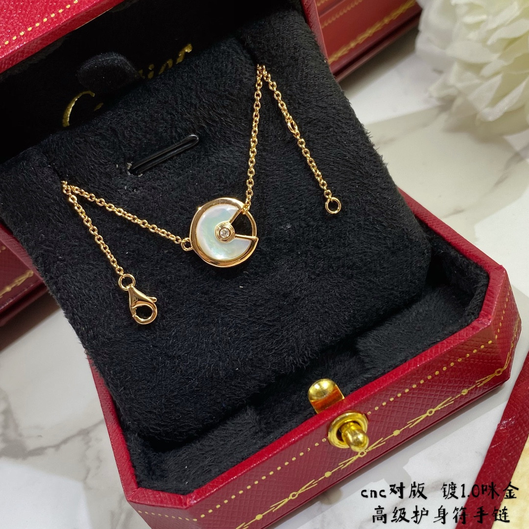 Ca*t*er amulet bracelet