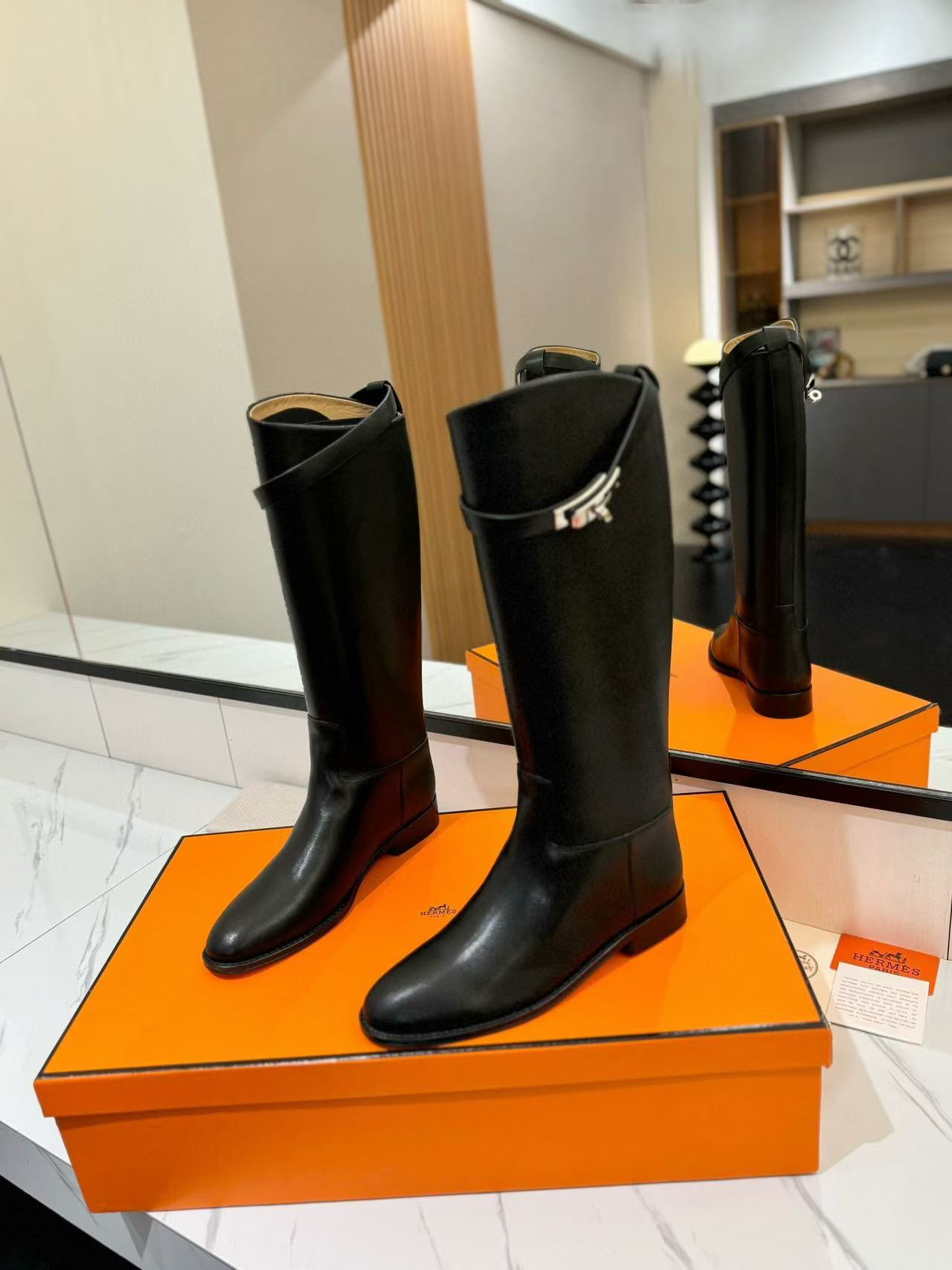 ua H**mes jumping boots